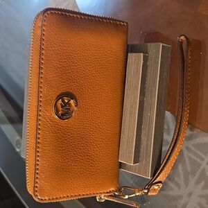 MICHAEL KORS WRISTLETS